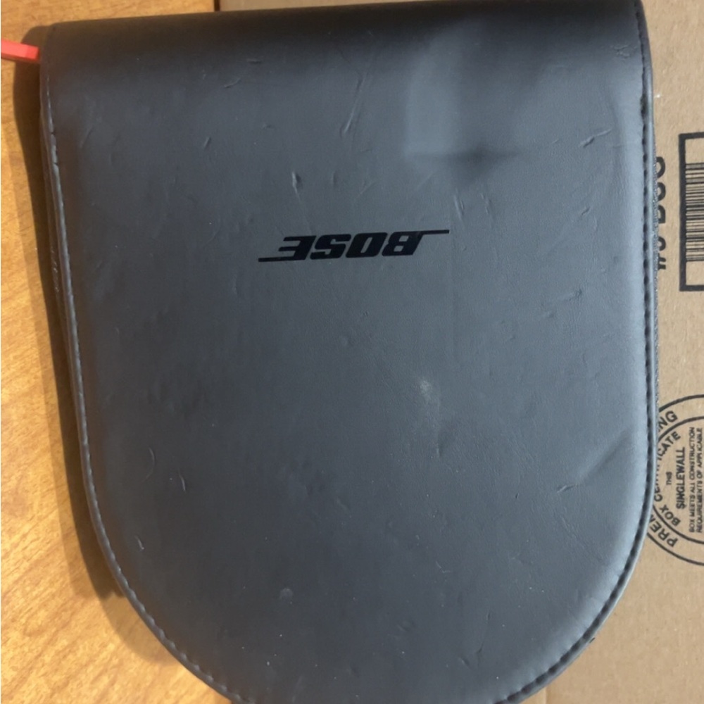 Case only Bose Black Travel Headphone Carry Case